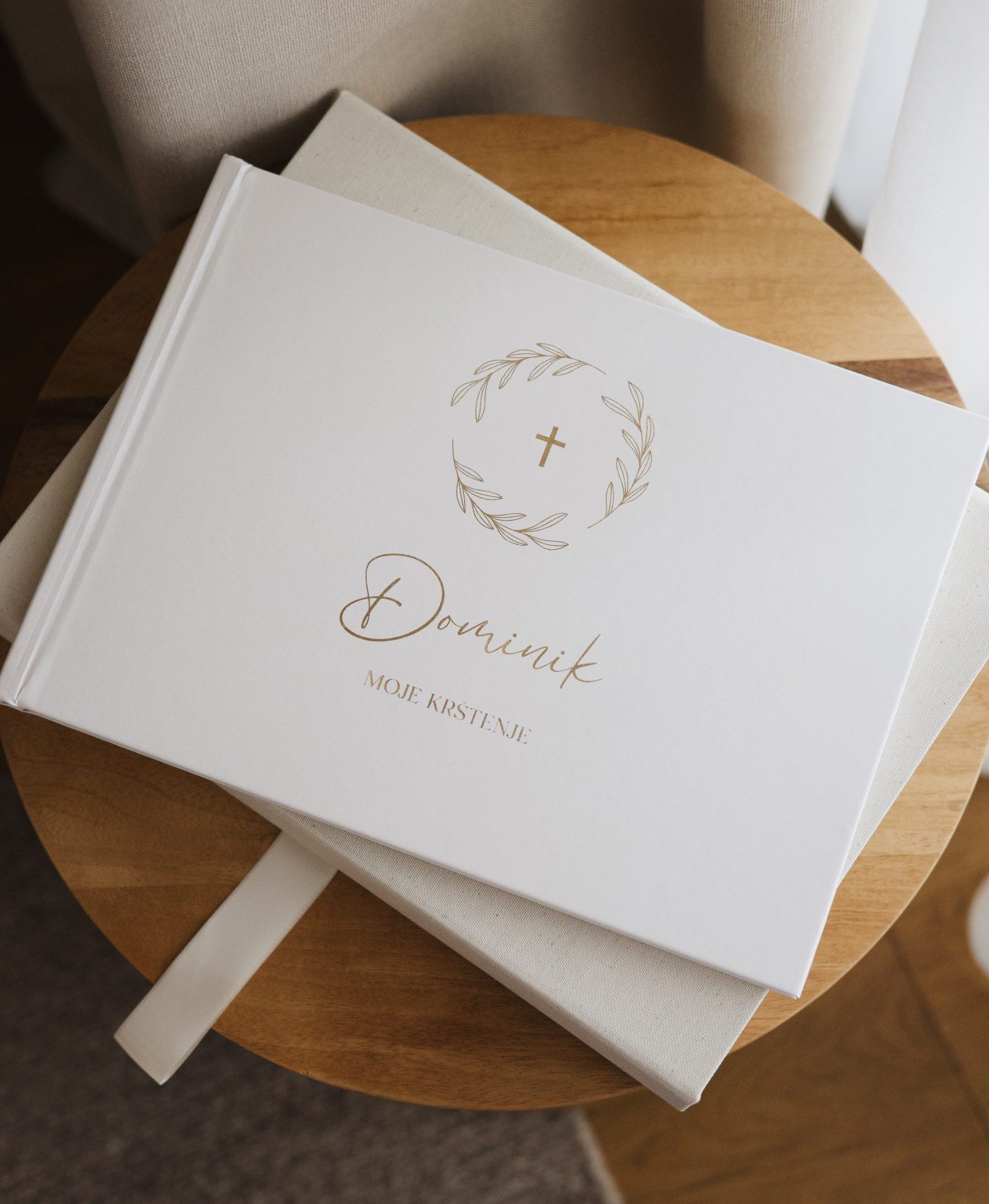 https://www.loveprint.shop/wp-content/uploads/2024/04/Album-za-krstenje-i-memorybox11-scaled-e1752829344790.jpg